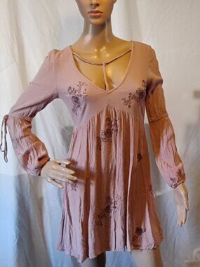 American Eagle Outfitters | Two Tone Pink Embroidered Rose Dress | XS | Like New